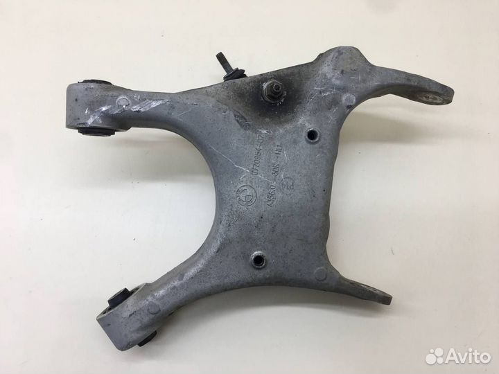 Б/У Б/У Рычаг задний нижний правый 33326770952 BMW