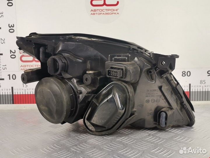 Фара передняя для Opel Vectra C 93171428