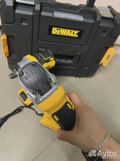 Набор аккумуляторный Dewalt гайковерт+ушм