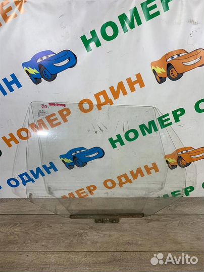 Стекло двери задней правой,левой ваз-VAZ 21093