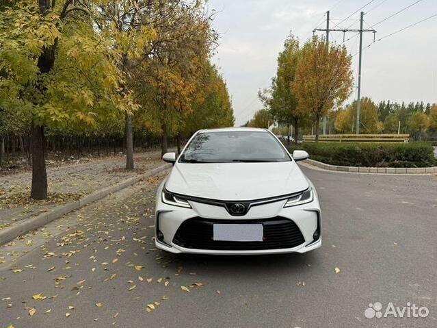 Toyota Corolla 1.2 CVT, 2021, 23 000 км