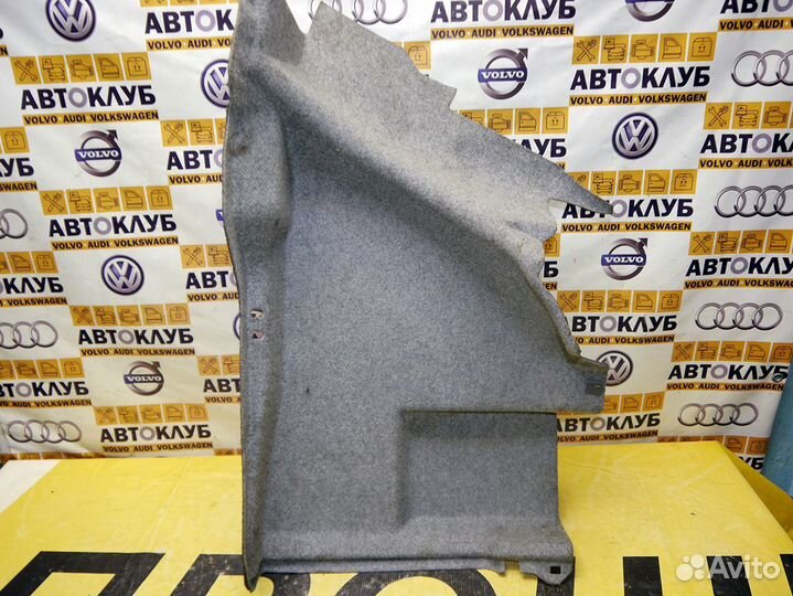 Обшивка багажника правая Вольво S80