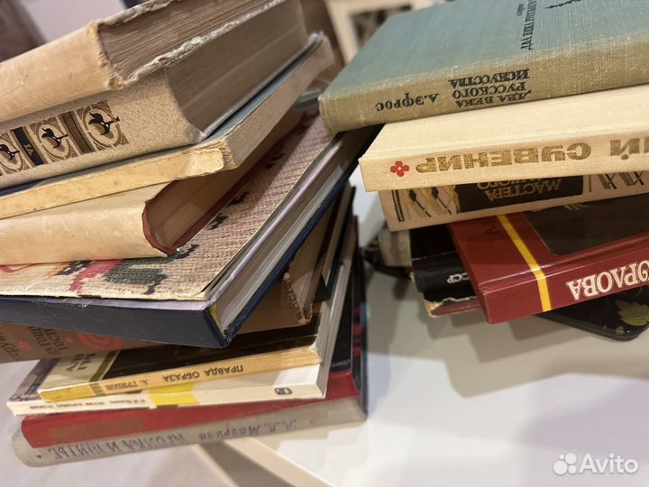 Книги коробкой