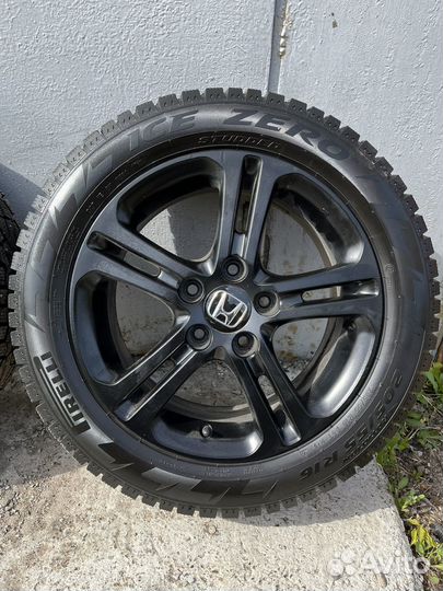 Pirelli ice zero 205/55 R16 диски оригинал Honda