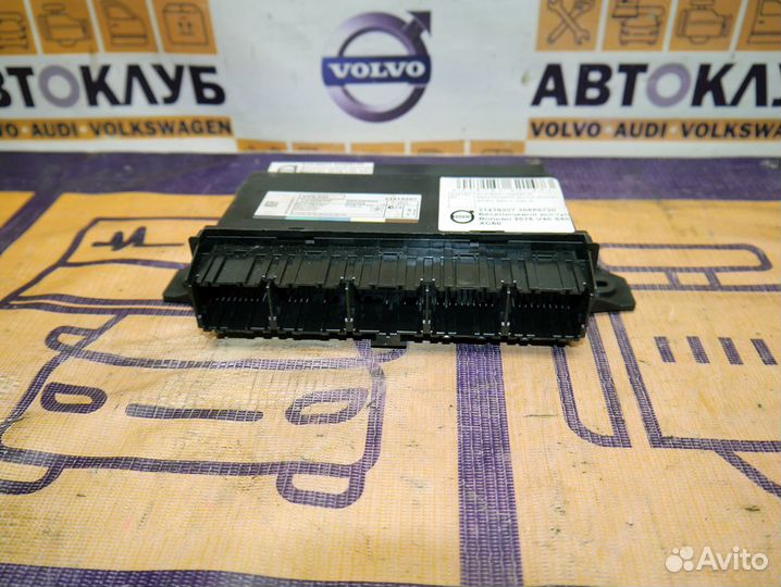 Блок управления безключевым доступом Вольво 2015 V