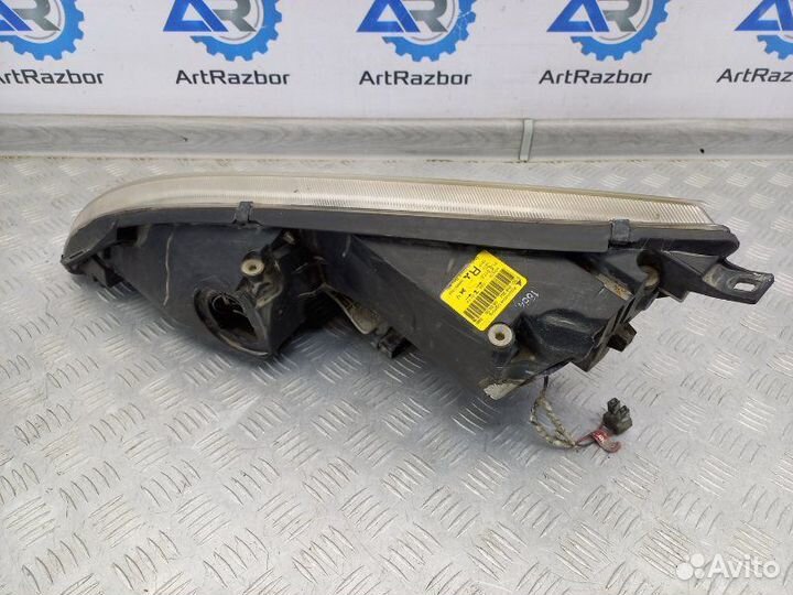 Фара правая Mitsubishi Colt 6 Z34A 1.3 4A90