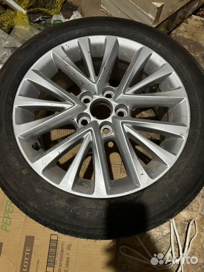 R17 Yokohama E70B 215/55, PCD 4x120 DIA 15