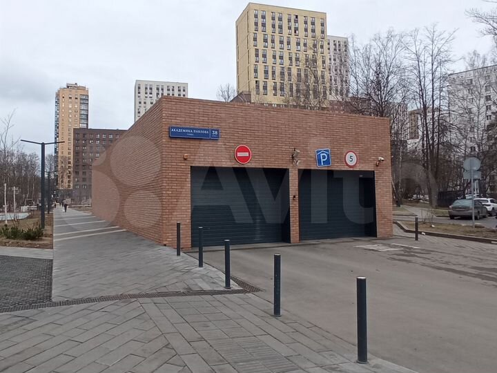 Машиноместо, 17 м²