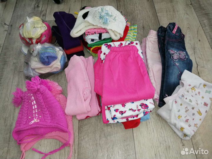 Одежда для девочки пакетом примерно до года