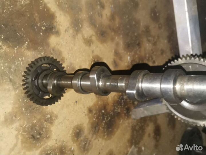 Продам распредвал Man d2066 LF 31