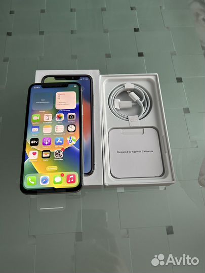 iPhone X, 64 ГБ