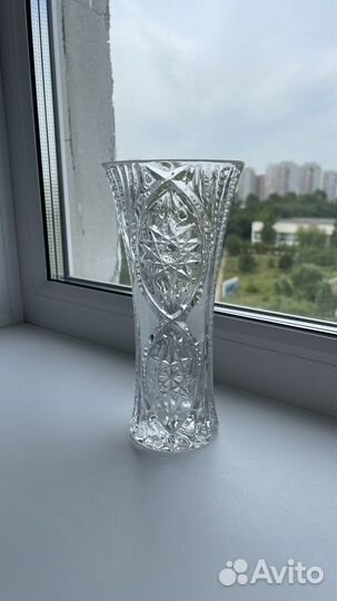 Хрустальная ваза