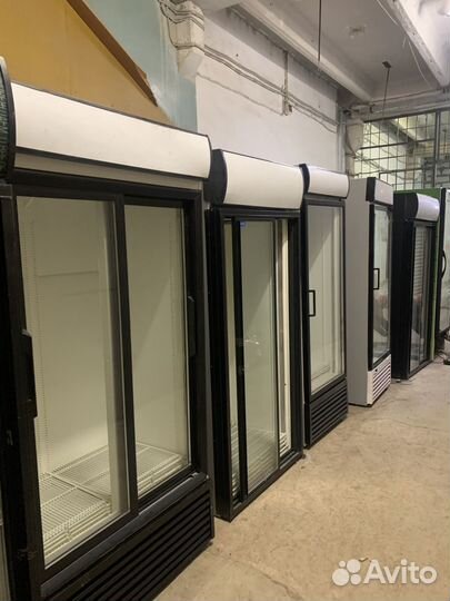 Холодильный шкаф