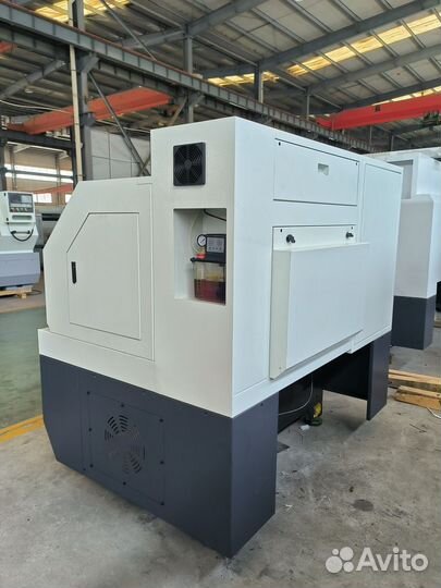 Токарный станок с чпу