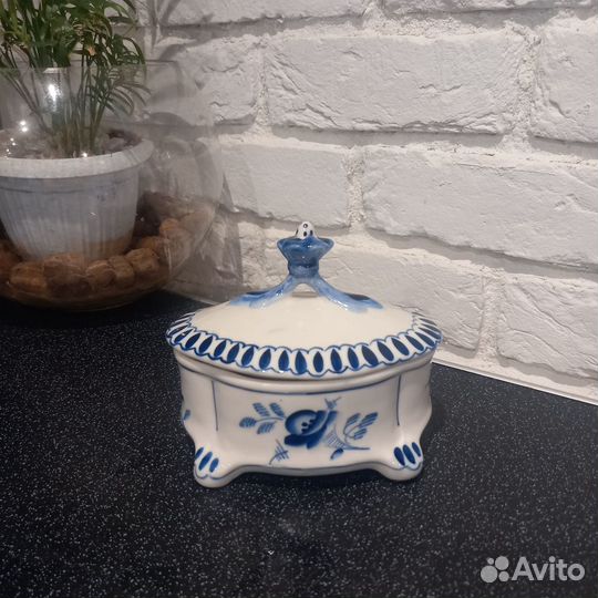 Посуда гжель