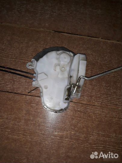 Задний Замок двери honda civic 4D