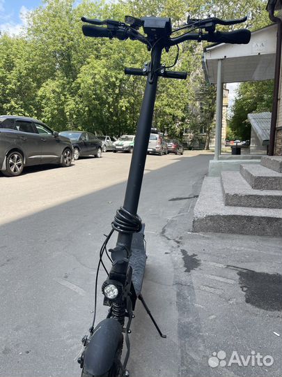 Самокат взрослый электрический бу