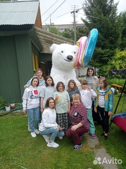 Поздравление от белого мишки, ростовые куклы