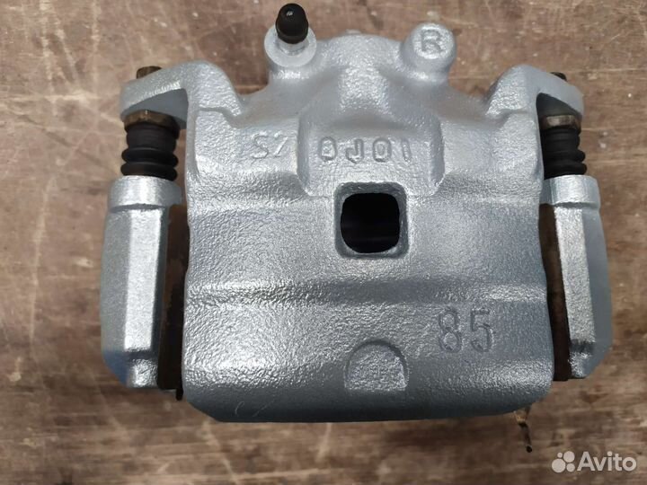 Суппорт передний правый Nissan Teana J32 ориг