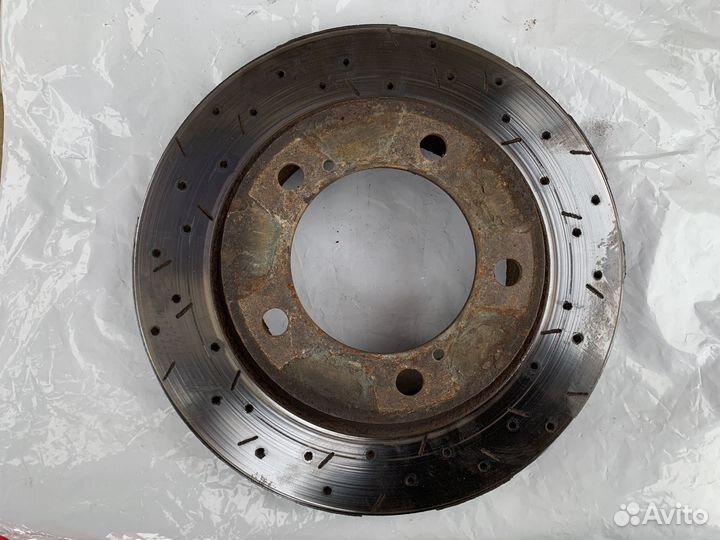 Комплект дисков пер+зад DBA 4000 series XS (J200)