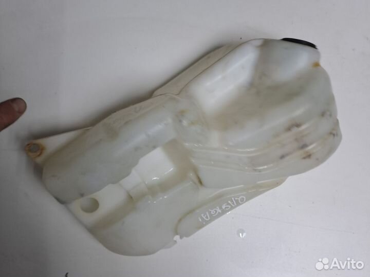 Бачок омывателя Nissan Qashgai