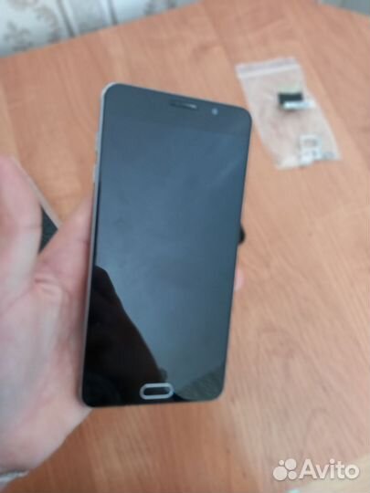 Samsung Galaxy A7 (2016) SM-A710F, 3/16 ГБ