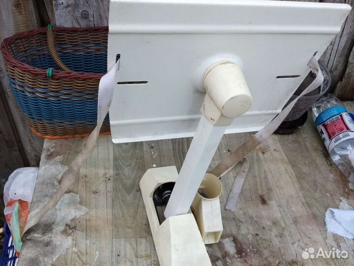 Тумба под тв(кронштейн) навесы