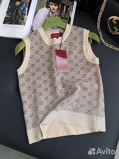 Шерстяной жакет инкрустированный стразами Gucci