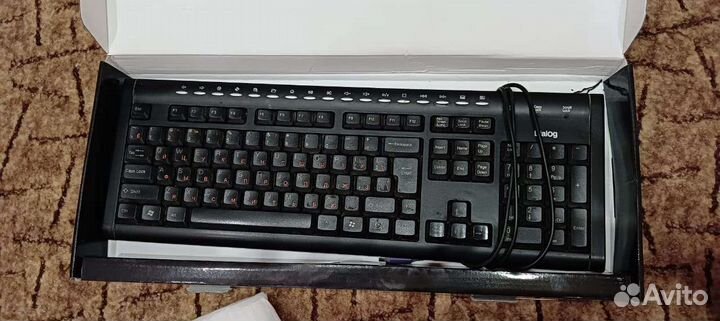 Игровая клавиатура с подсветкой