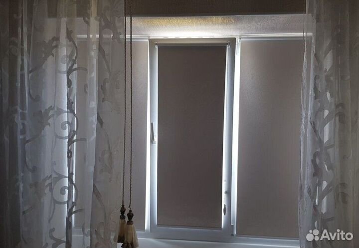 Рулонные кассетные шторы блекаут C9541-P1054