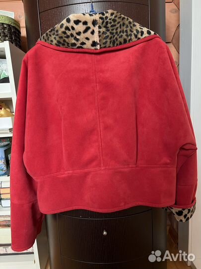 Легкая куртка жакет женская