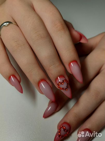 Маникюр на дому