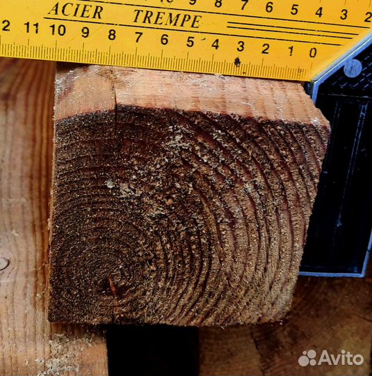 Брус из лиственницы для загородных построек