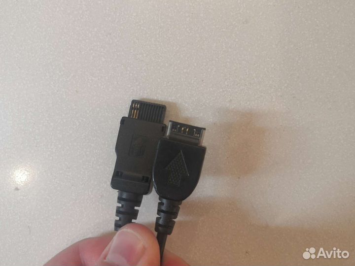 Запчасти, зарядки для телефона Siemens