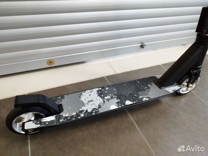 Трюковой самокат Jintech