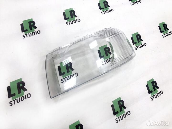 Стекло фары Freelander 2006-2010 левое