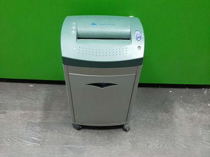 Уничтожитель бумаг (шредер) Piranha 7