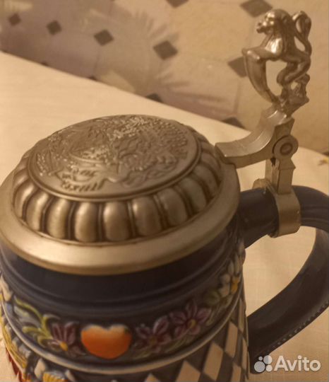 Пивные бокалы