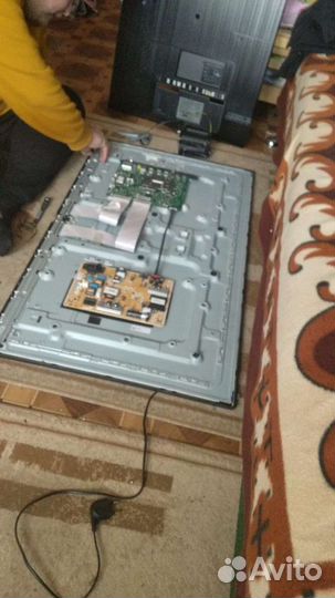 Телевизор на запчасти Самсунг 43 дюйма