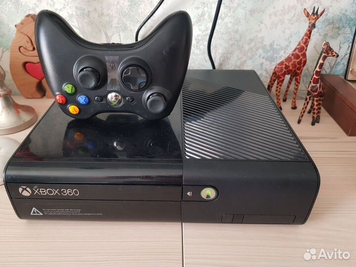 Xbox 360 E series 500 гигов