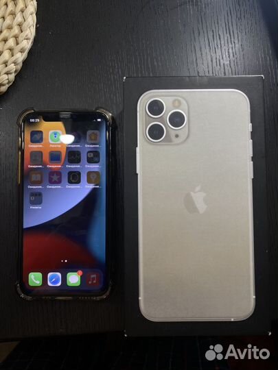 iPhone 11 Pro, 64 ГБ