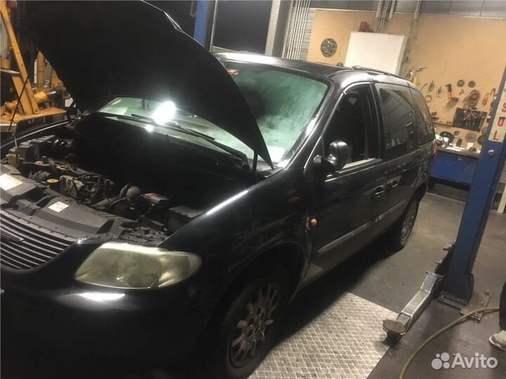 Разбор на запчасти Chrysler Voyager 2001-2007