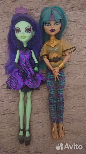 Нефера де Нил и Аманита Найтшейд Монстер Хай