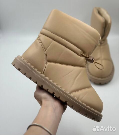 Дутики женские зимние