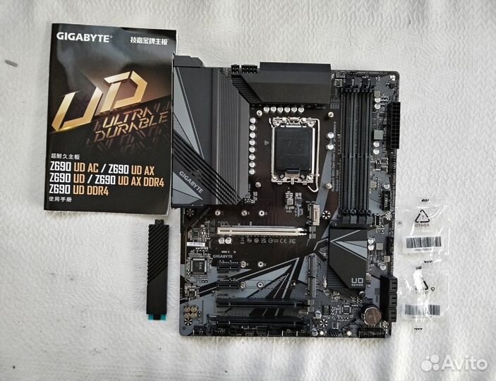 Материнская плата gigabyte Z690 UD DDR4