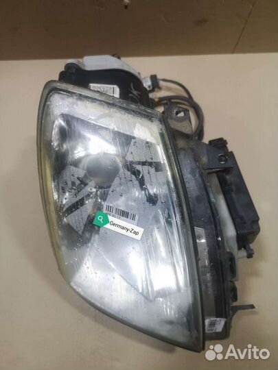 Фара левая/правая Cadillac Sts