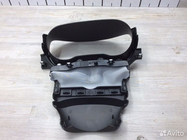 Накладка декоративная Renault Arkana пробег 46