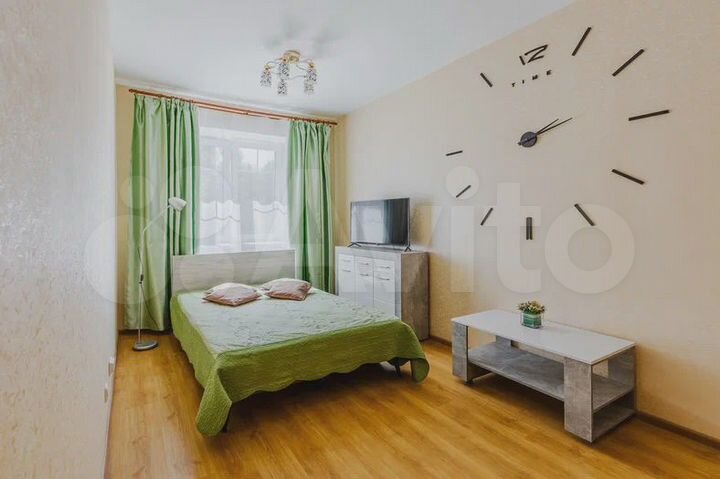 1-к. квартира, 42 м², 1/3 эт.