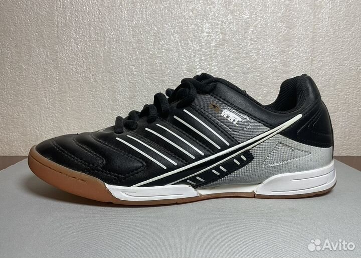 Кроссовки для мальчика 37, 38 размеры