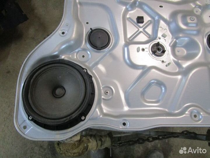 Стеклоподъемник электр. передний правый Kia Ceed 2